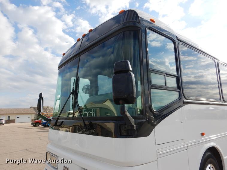 image for item DG5776 1999 Blue Bird Touring Coach LTC40 coach bus