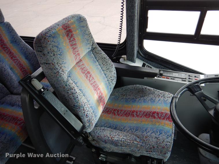 image for item DG5776 1999 Blue Bird Touring Coach LTC40 coach bus