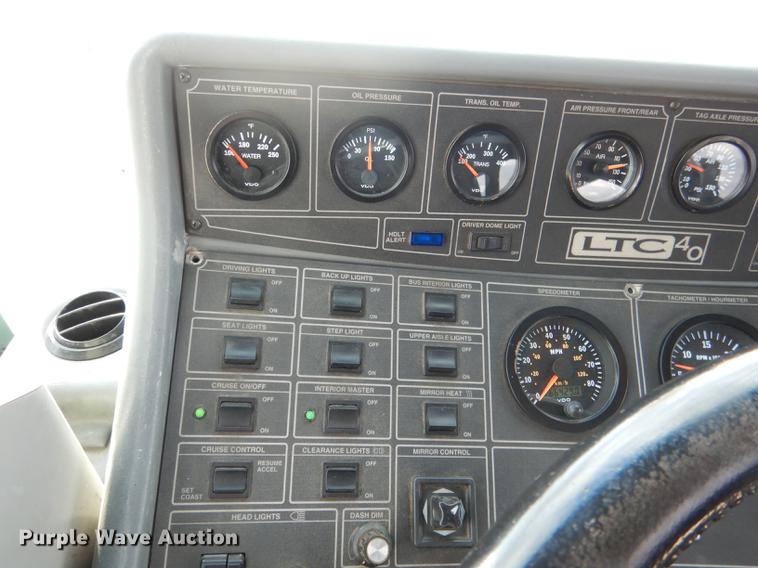 image for item DG5776 1999 Blue Bird Touring Coach LTC40 coach bus