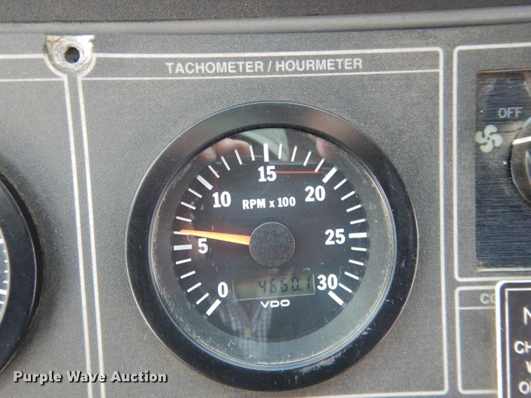 image for item DG5776 1999 Blue Bird Touring Coach LTC40 coach bus