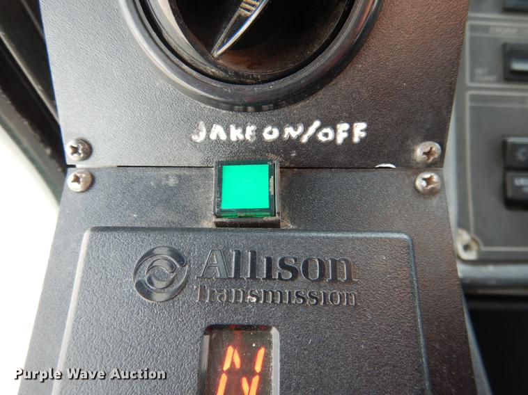 image for item DG5776 1999 Blue Bird Touring Coach LTC40 coach bus