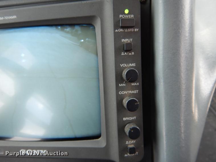 image for item DG5776 1999 Blue Bird Touring Coach LTC40 coach bus