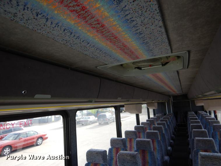 image for item DG5776 1999 Blue Bird Touring Coach LTC40 coach bus