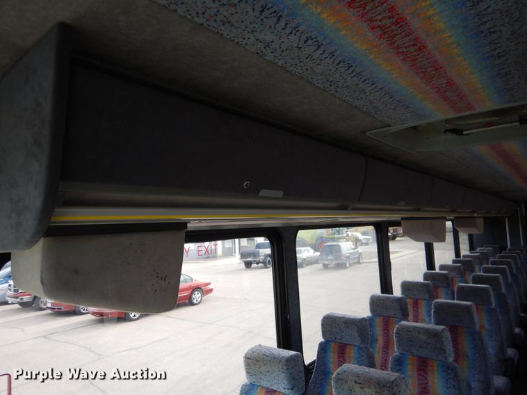 image for item DG5776 1999 Blue Bird Touring Coach LTC40 coach bus