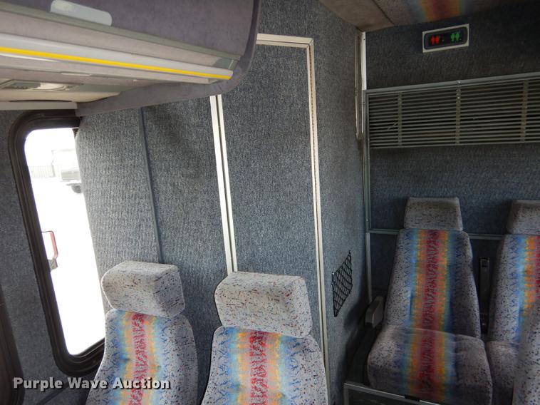 image for item DG5776 1999 Blue Bird Touring Coach LTC40 coach bus