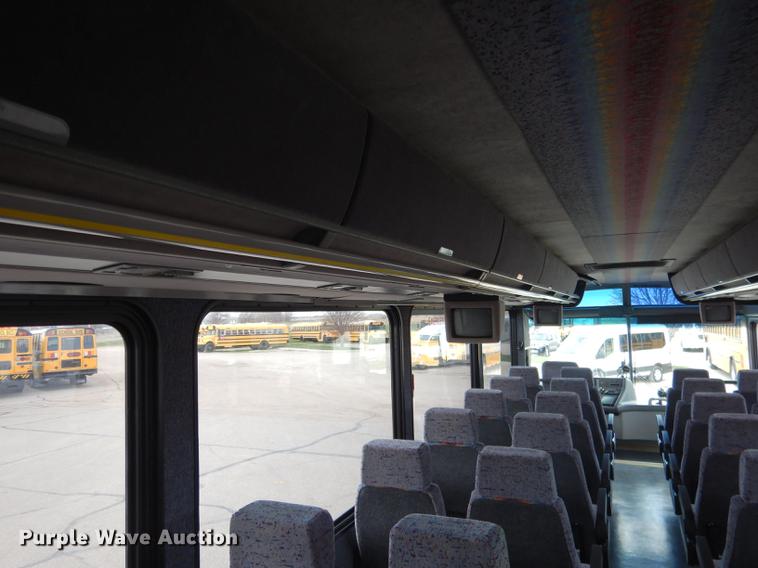 image for item DG5776 1999 Blue Bird Touring Coach LTC40 coach bus