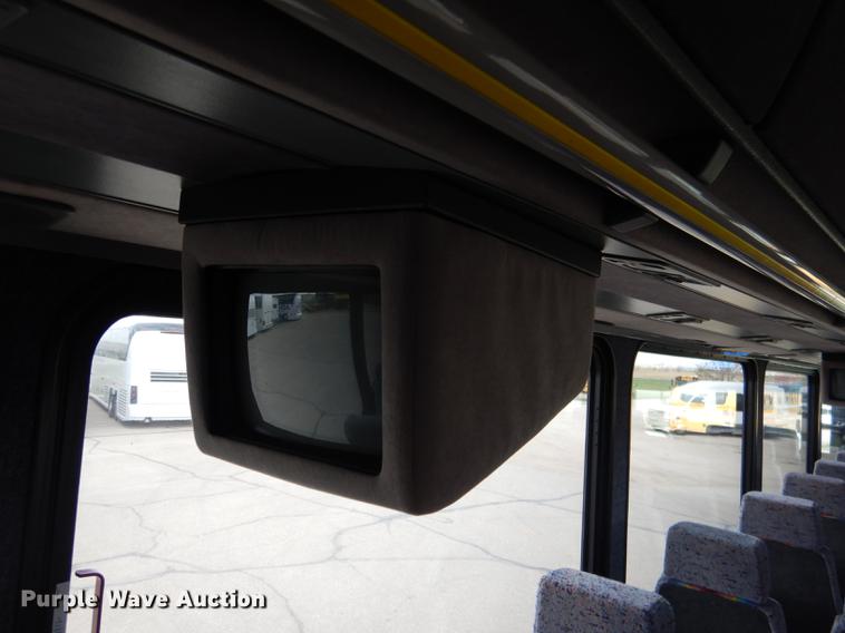 image for item DG5776 1999 Blue Bird Touring Coach LTC40 coach bus