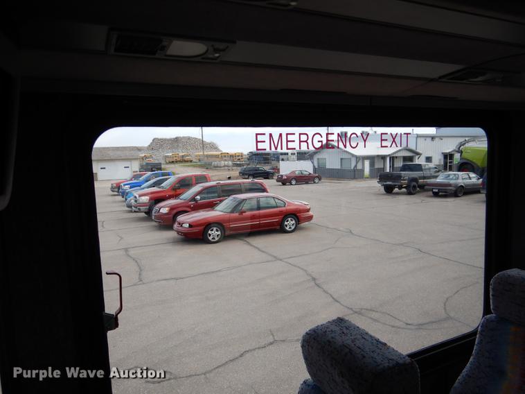 image for item DG5776 1999 Blue Bird Touring Coach LTC40 coach bus