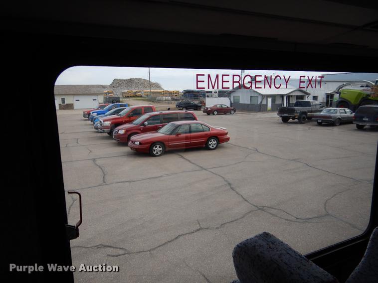 image for item DG5776 1999 Blue Bird Touring Coach LTC40 coach bus