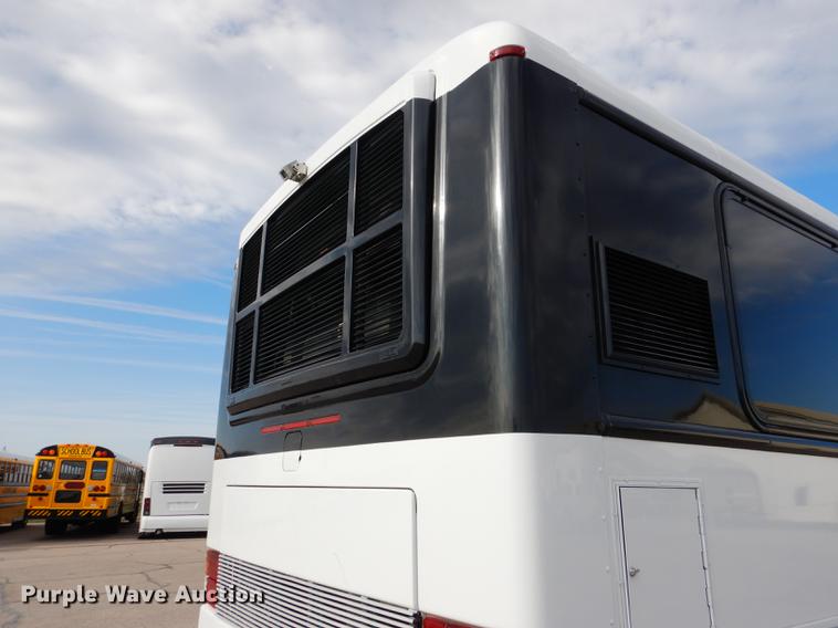 image for item DG5776 1999 Blue Bird Touring Coach LTC40 coach bus