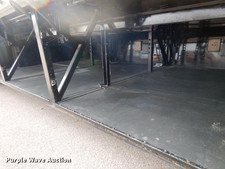 image for item DG5776 1999 Blue Bird Touring Coach LTC40 coach bus