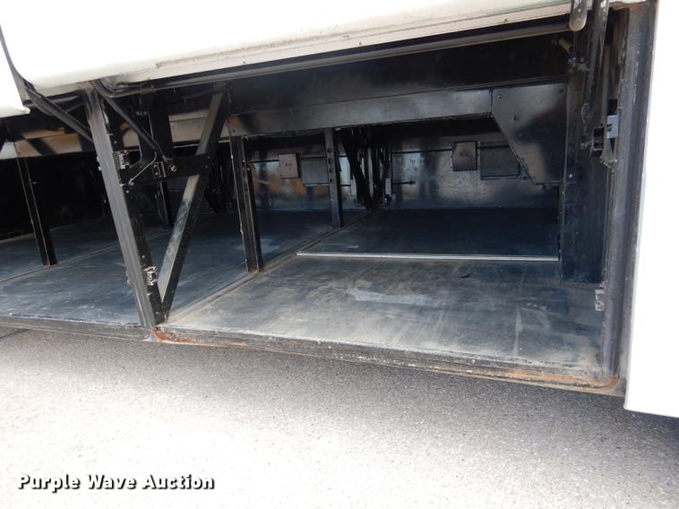 image for item DG5776 1999 Blue Bird Touring Coach LTC40 coach bus