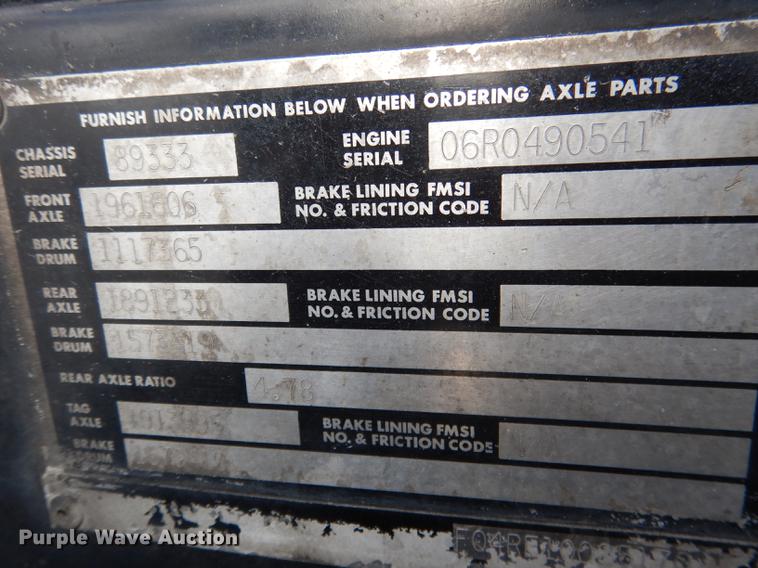 image for item DG5776 1999 Blue Bird Touring Coach LTC40 coach bus