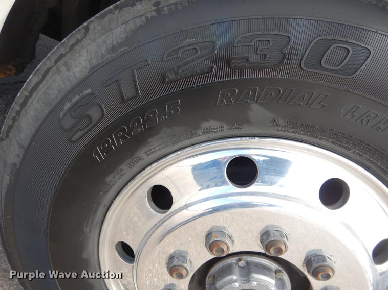 image for item DG5776 1999 Blue Bird Touring Coach LTC40 coach bus