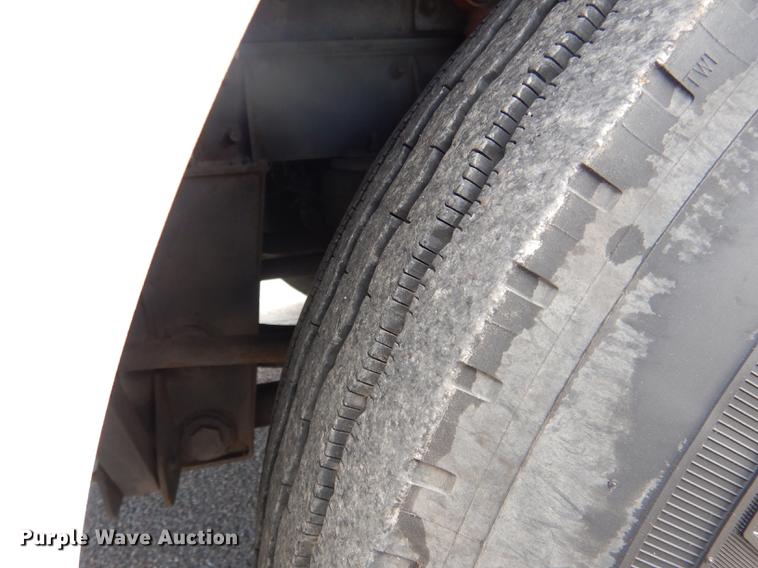 image for item DG5776 1999 Blue Bird Touring Coach LTC40 coach bus