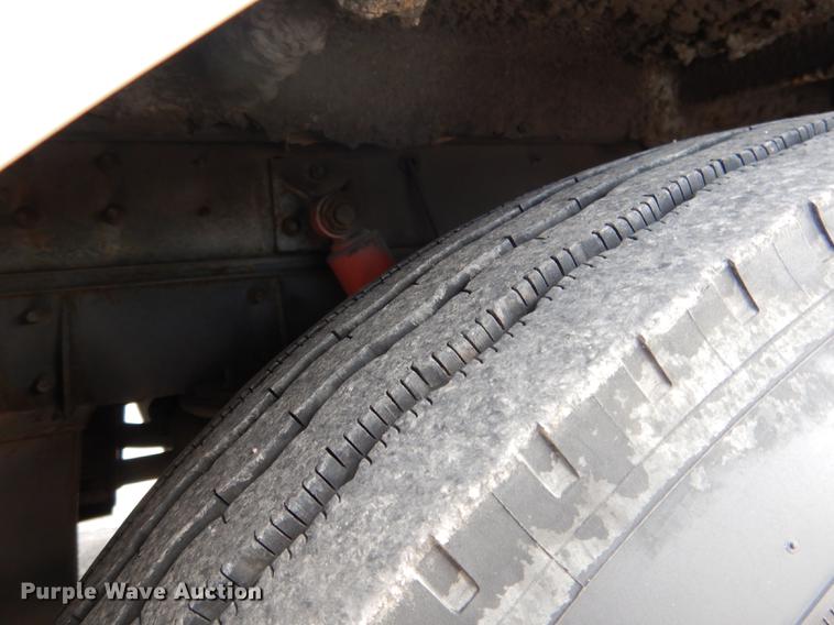 image for item DG5776 1999 Blue Bird Touring Coach LTC40 coach bus