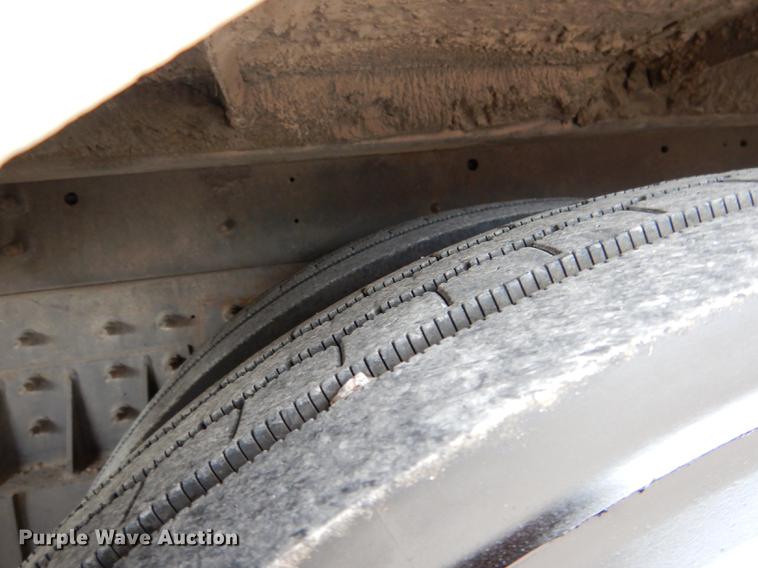 image for item DG5776 1999 Blue Bird Touring Coach LTC40 coach bus