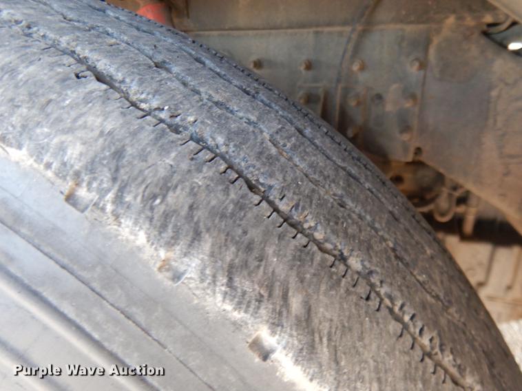 image for item DG5776 1999 Blue Bird Touring Coach LTC40 coach bus