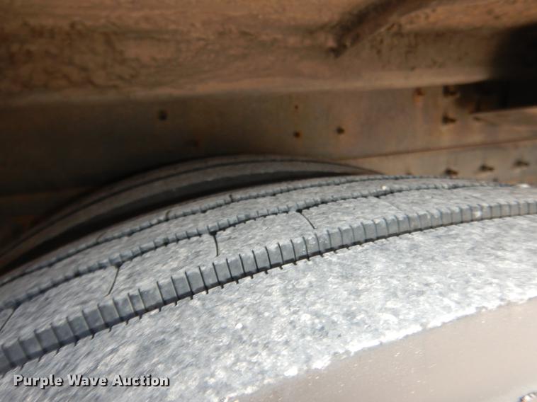 image for item DG5776 1999 Blue Bird Touring Coach LTC40 coach bus