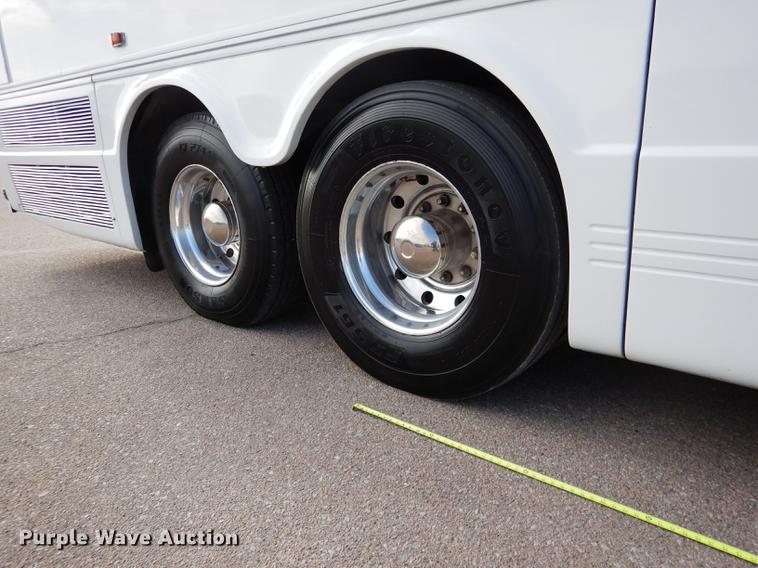 image for item DG5776 1999 Blue Bird Touring Coach LTC40 coach bus