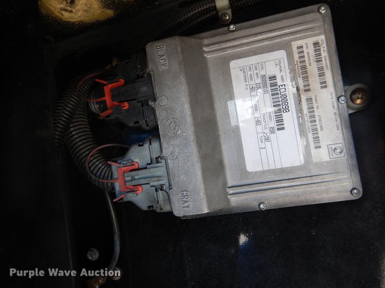 image for item DG5776 1999 Blue Bird Touring Coach LTC40 coach bus