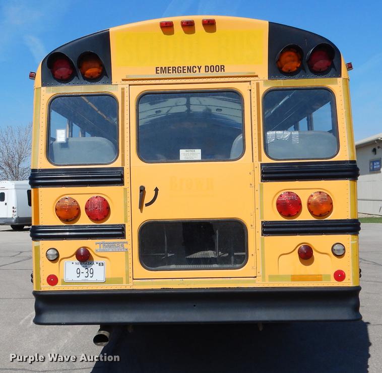 image for item DG5777 1998 International 3800 Thomas school bus