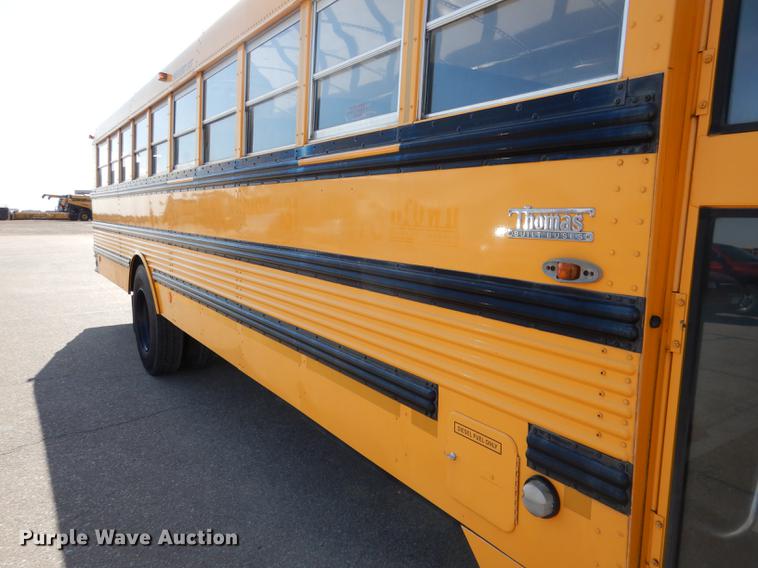 image for item DG5777 1998 International 3800 Thomas school bus