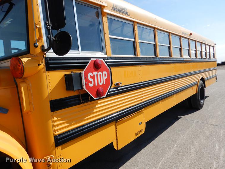 image for item DG5777 1998 International 3800 Thomas school bus