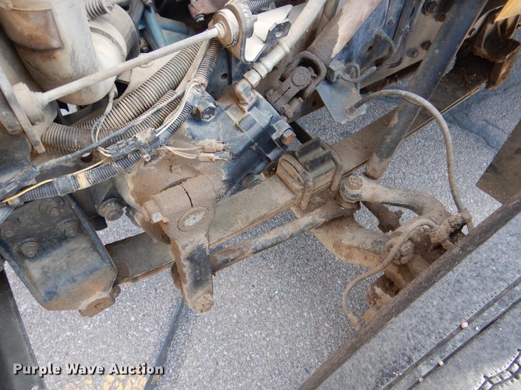 image for item DG5777 1998 International 3800 Thomas school bus