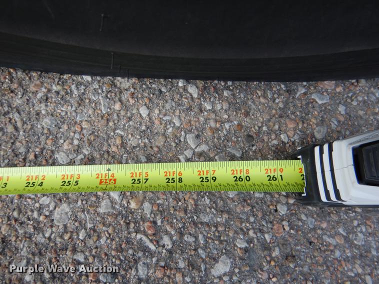 image for item DG5777 1998 International 3800 Thomas school bus