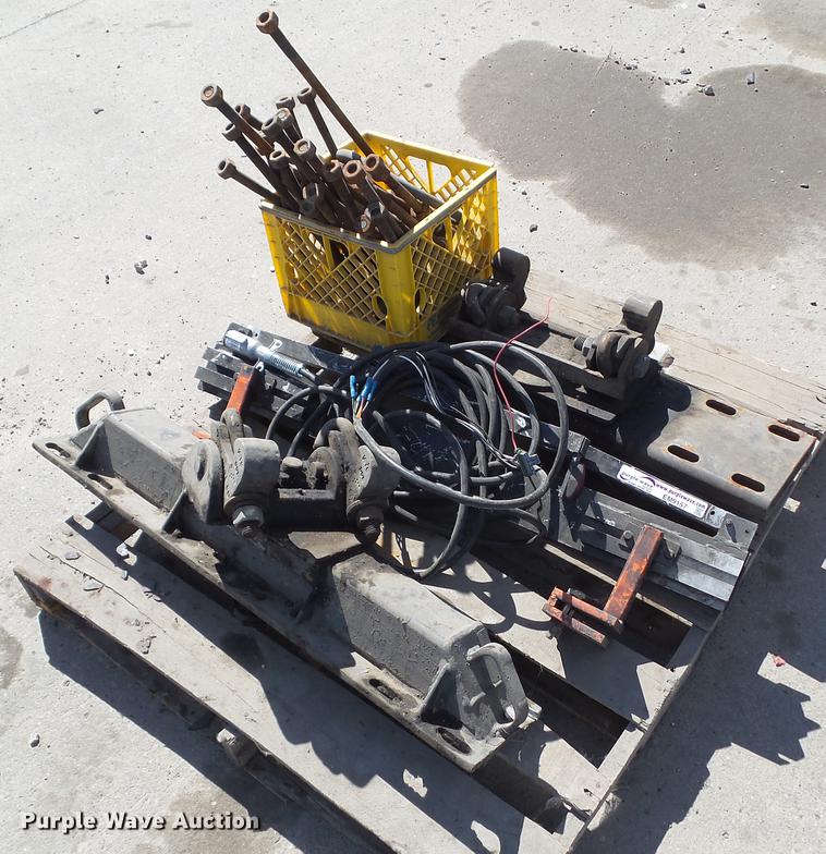 image for item EM9157 (3) truck decking hitches
