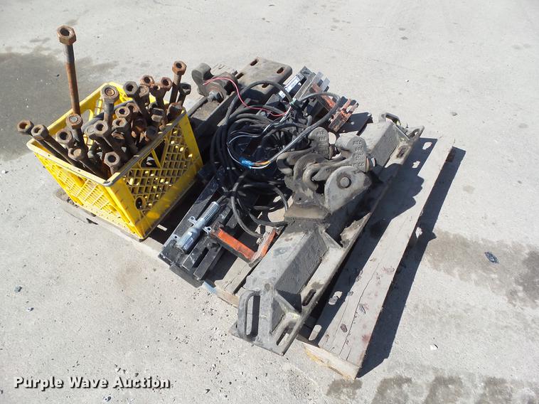 image for item EM9157 (3) truck decking hitches