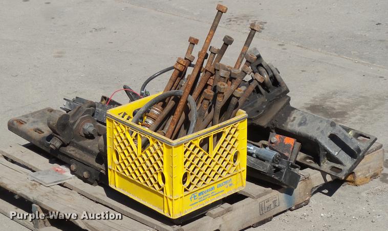 image for item EM9157 (3) truck decking hitches
