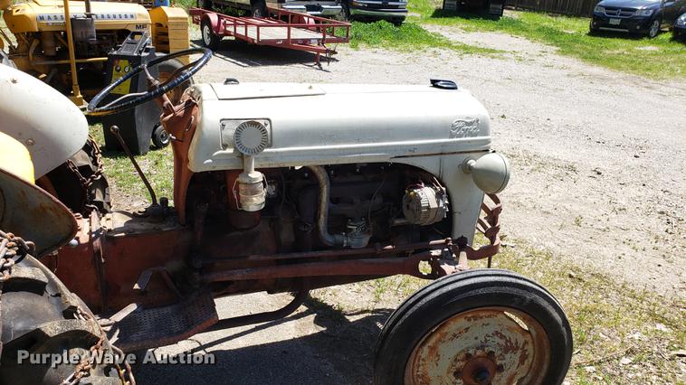 image for item EN9902 Ford 8N tractor