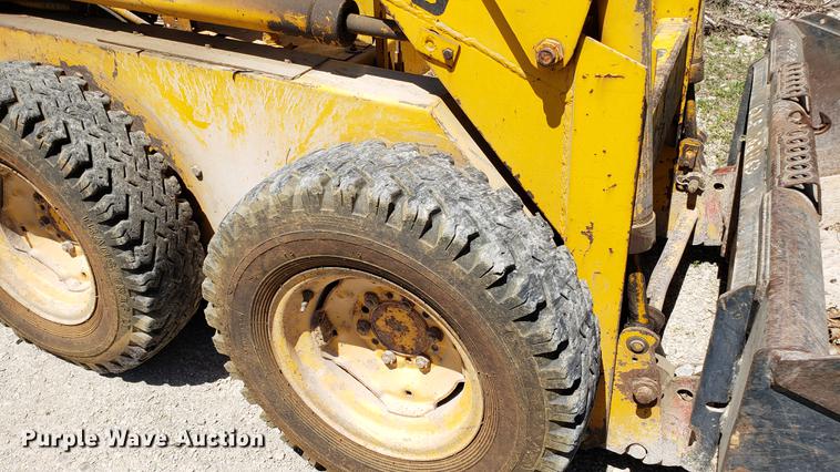 image for item EN9904 Ford CL30 skid steer