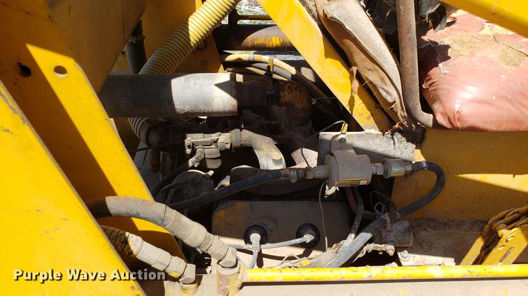 image for item EN9904 Ford CL30 skid steer