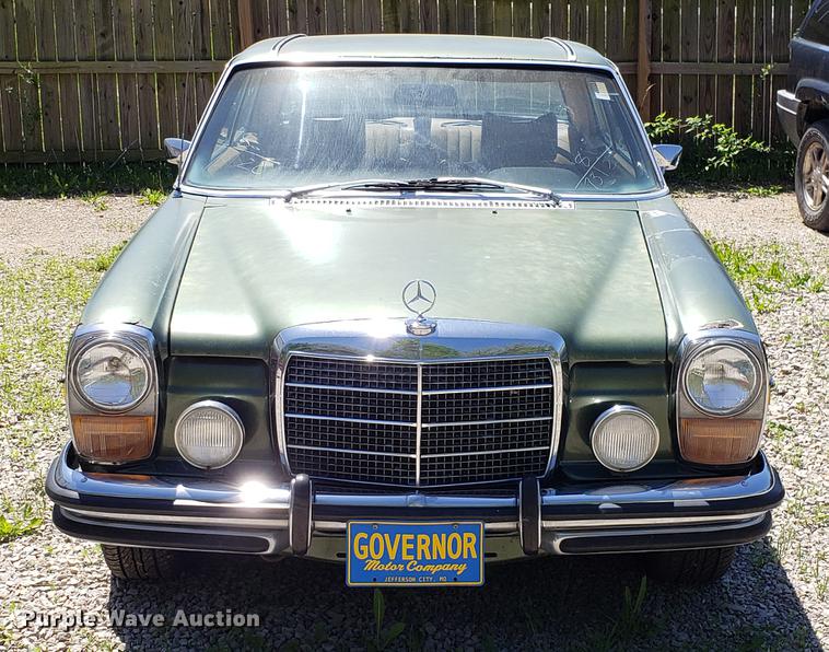 image for item EN9905 1973 Mercedes Benz 280C