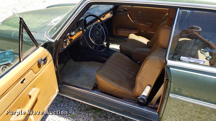 image for item EN9905 1973 Mercedes Benz 280C