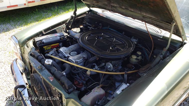 image for item EN9905 1973 Mercedes Benz 280C