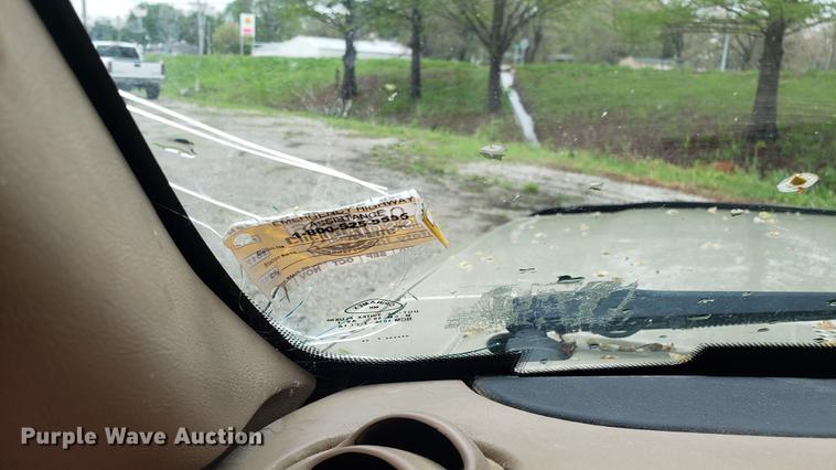 image for item EN9908 2000 Ford Ranger SuperCab pickup truck