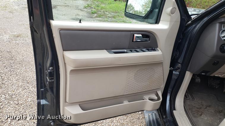 image for item EN9909 2009 Ford Expedition SUV