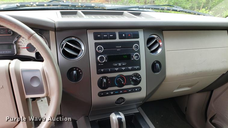 image for item EN9909 2009 Ford Expedition SUV