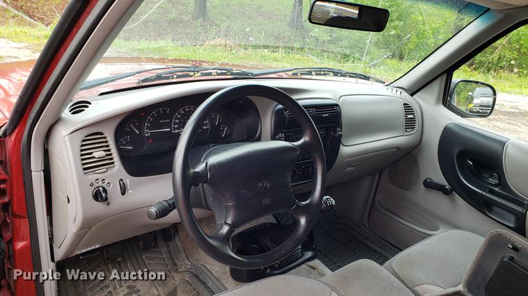 image for item EN9911 1997 Mazda B4000 Cab Plus pickup truck