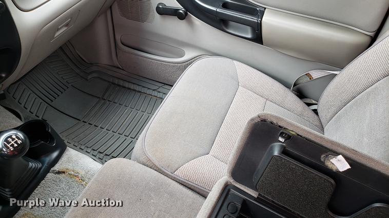 image for item EN9911 1997 Mazda B4000 Cab Plus pickup truck