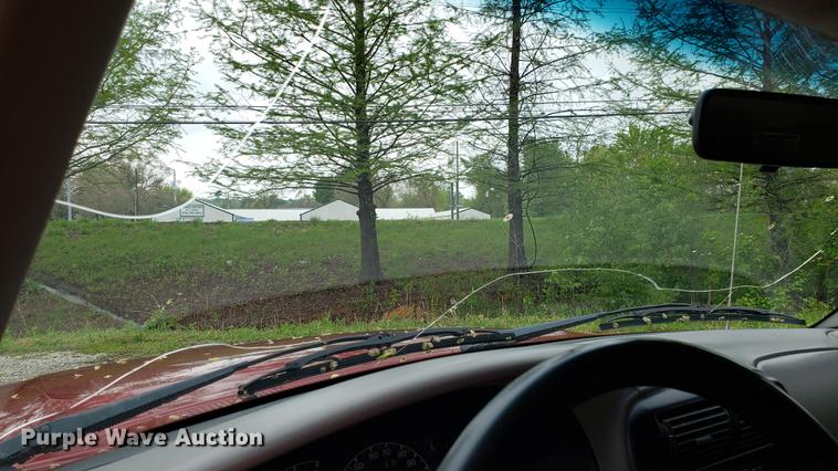 image for item EN9911 1997 Mazda B4000 Cab Plus pickup truck