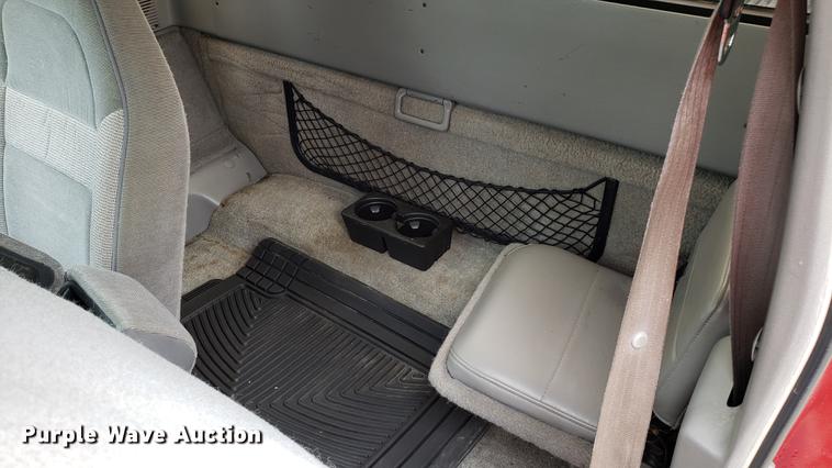 image for item EN9911 1997 Mazda B4000 Cab Plus pickup truck