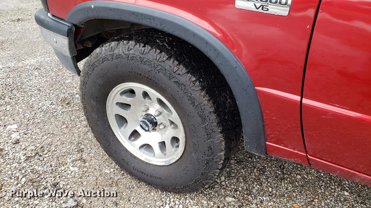 image for item EN9911 1997 Mazda B4000 Cab Plus pickup truck