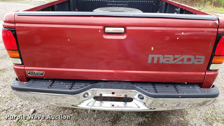 image for item EN9911 1997 Mazda B4000 Cab Plus pickup truck