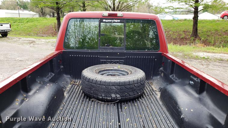 image for item EN9911 1997 Mazda B4000 Cab Plus pickup truck