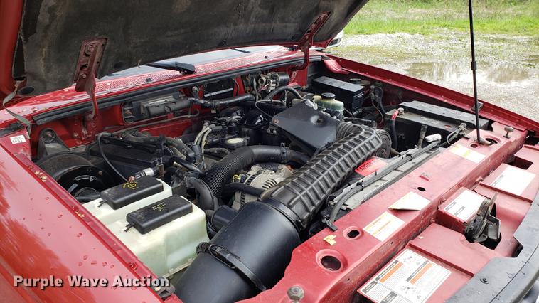 image for item EN9911 1997 Mazda B4000 Cab Plus pickup truck